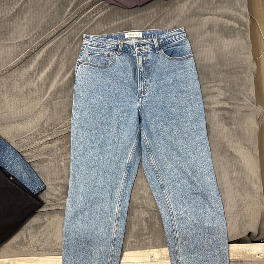 Abercrombie & Fitch Blue Straight Leg Jeans Classic Design